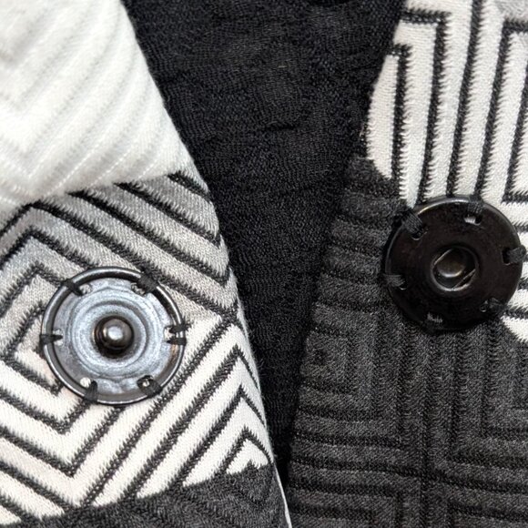 🍁Marallis Collection Striped Flared Jacket - Picture 7 of 9